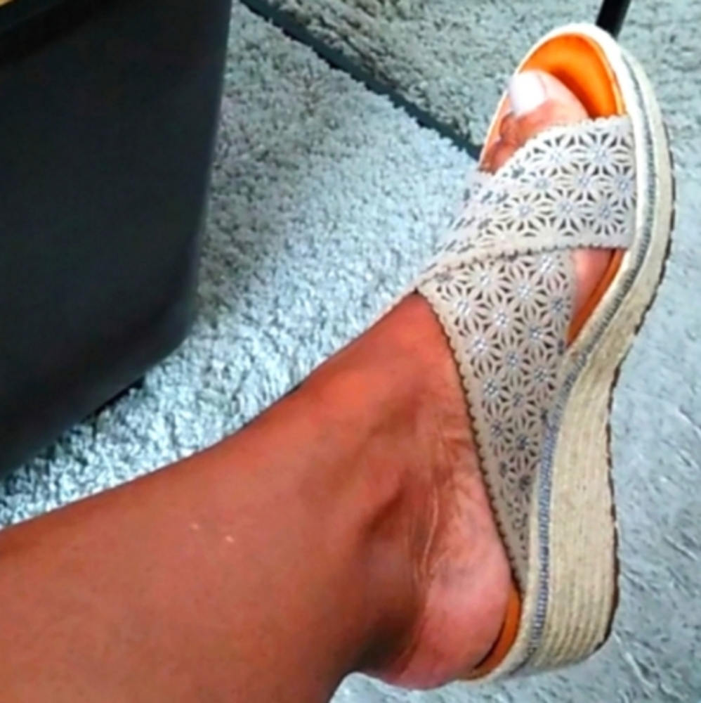 Vince Camuto Espadrilles